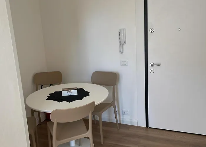 Casa Lavinia Bright Modern With Free Parking Easy Venice Access 메스트레